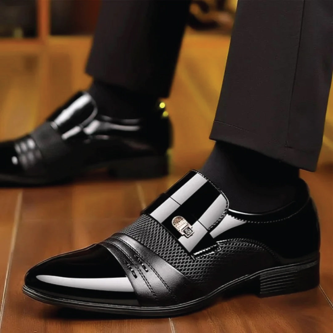 ✨⚫ Luxury Black™ -  Signature Slip-Ons 👞 | FLAT 45%🔥