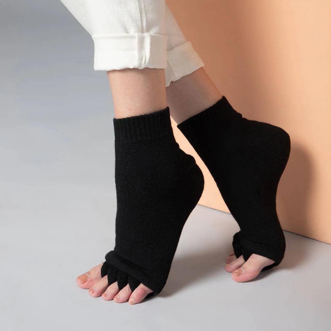 🧦Black Foot Alignment Socks | FLAT 50% Off 🔥